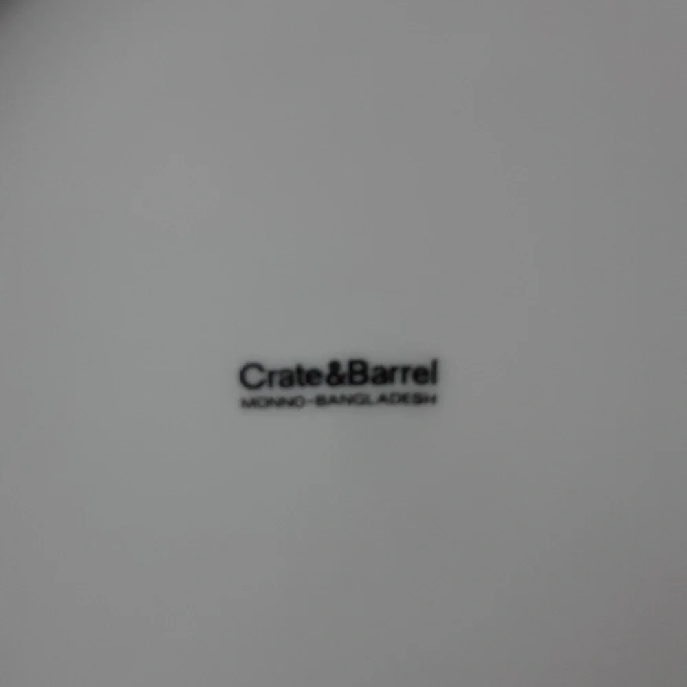 Crate & Barrel Berries Blackberries Salad Plate 8